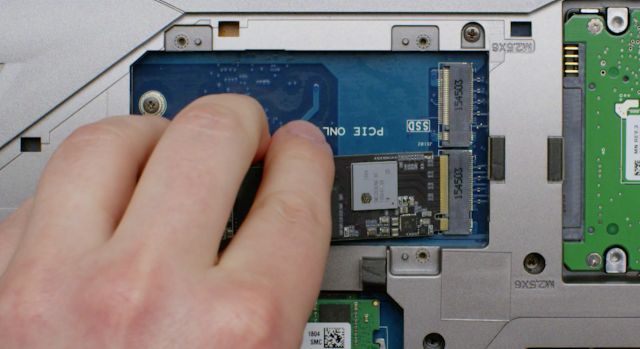 Rettidig camouflage Underskrift How to Install an M.2 NVMe™ PCIe® SSD | Crucial | Crucial.com